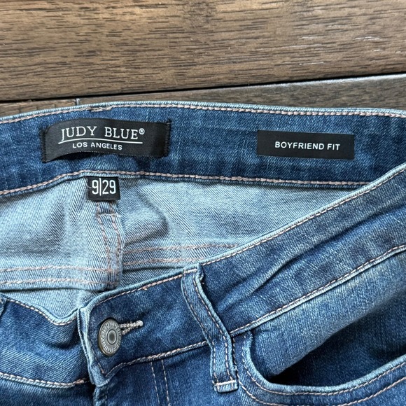 Judy Blue Boyfriend Fit Jeans Distressed Medium Wash Cuffed Ankle Size 9 29 - Picture 8 of 8